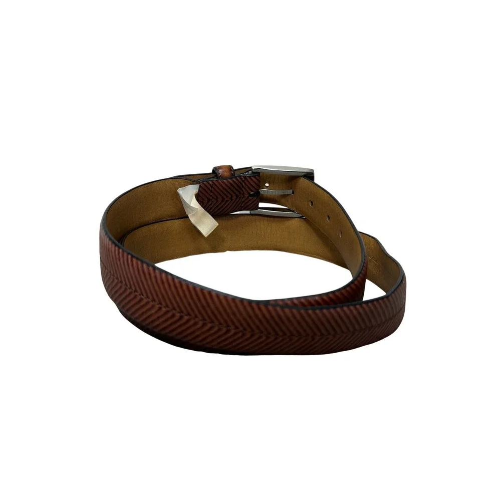 Tommy Bahama Mens Brown Leather Herringbone Embossed Belt Size 40 1101TM0025-251